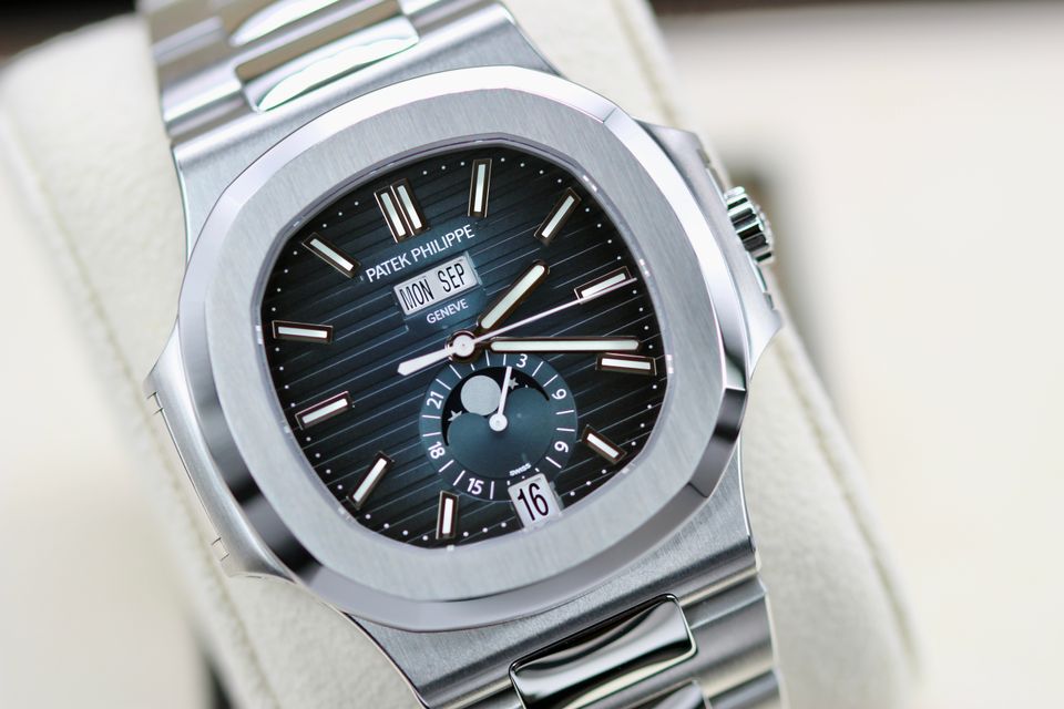 Patek Philippe Nautilus 5726/1A-014 Image 6